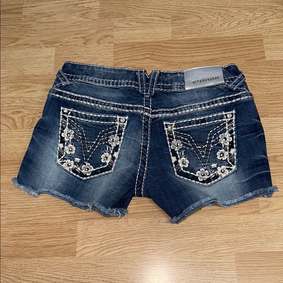 Vigoss The Chelsea Blue Jean Shorts with Distressed Hem & Embroidery Summer - Picture 6 of 13